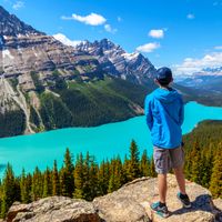 The Best Canadian Cities for an Active Family Vacation in All Seasons